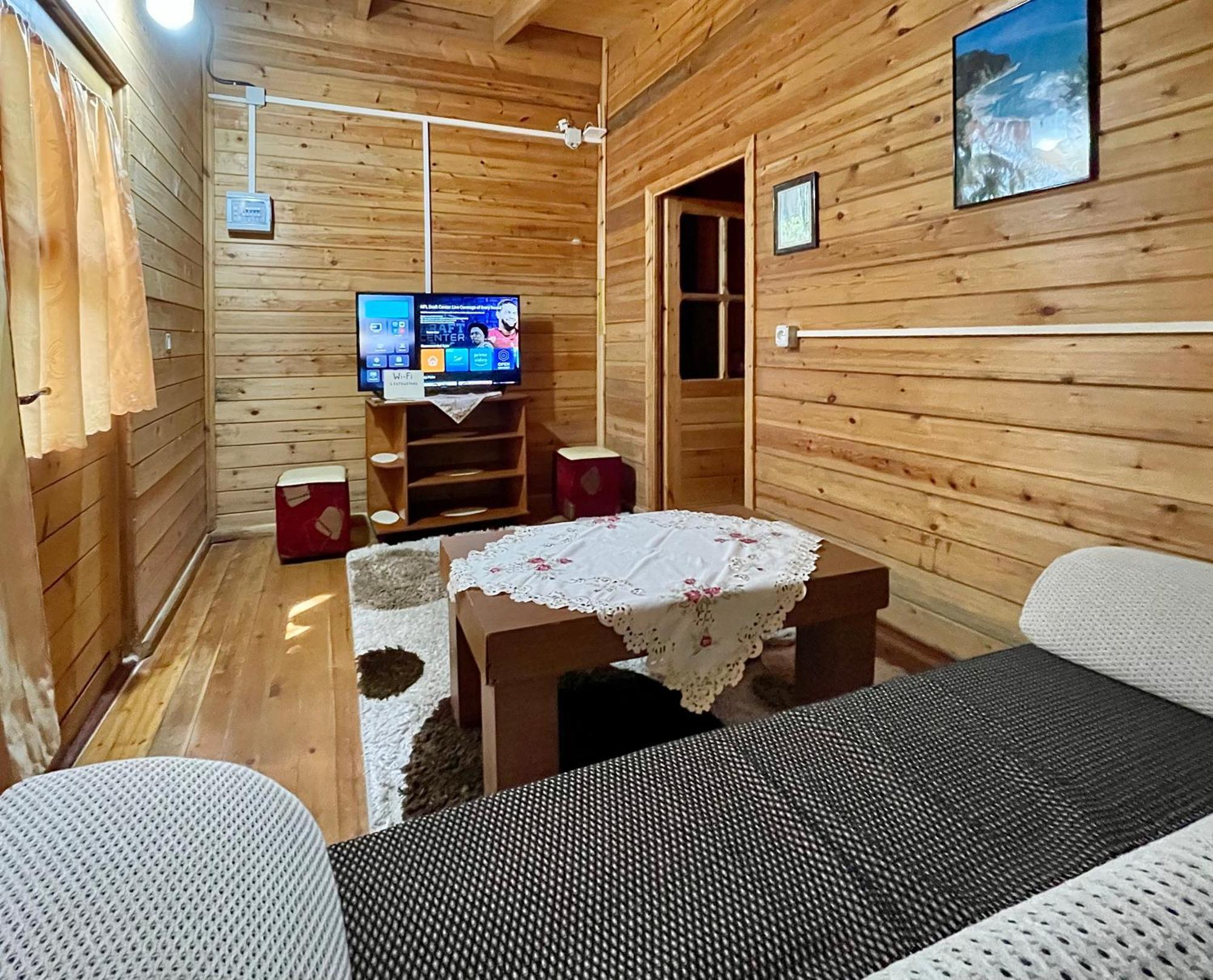Uji I Panjes Llogara Villa Vlorë Eksteriør bilde
